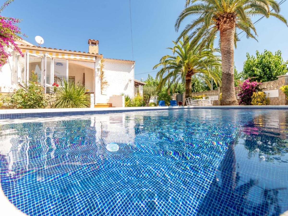 Holiday Home Casa D'Ibis By Interhome Empuriabrava Exterior photo